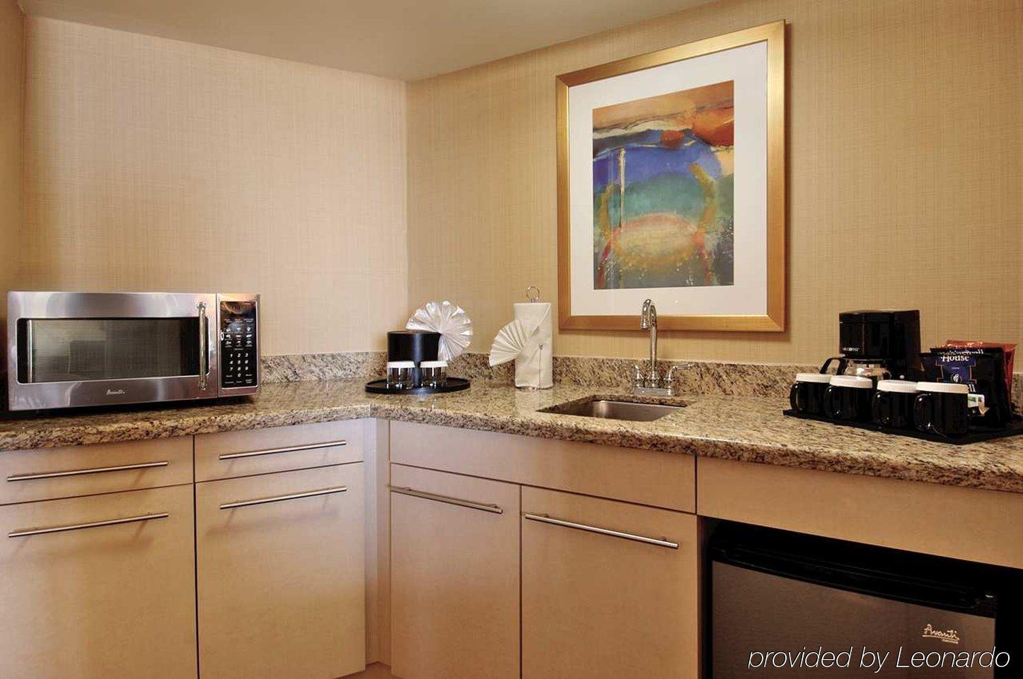 Embassy Suites Philadelphia - Center City Номер фото