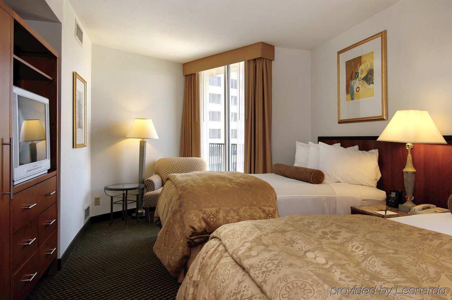 Embassy Suites Philadelphia - Center City Номер фото