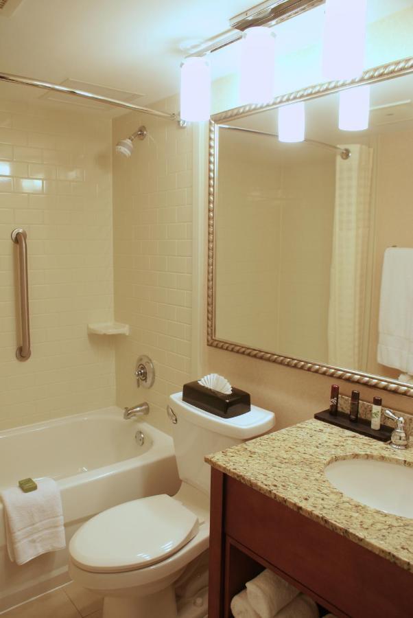 Embassy Suites Philadelphia - Center City Номер фото